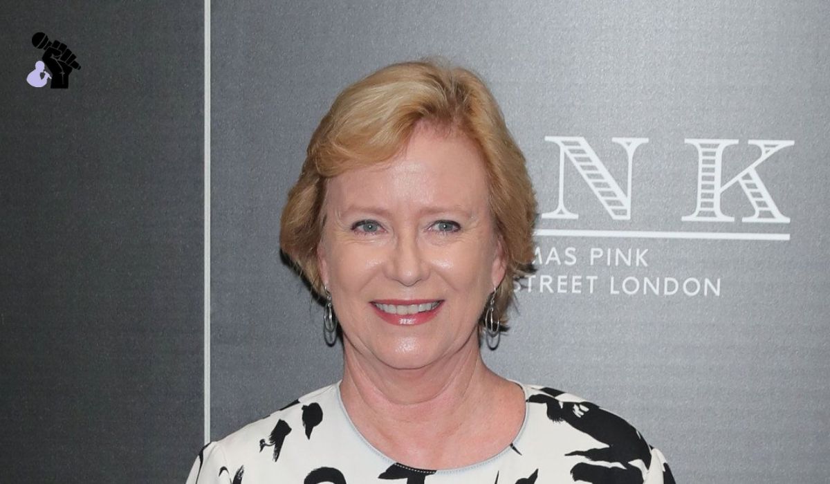 Eve Plumb Net Worth
